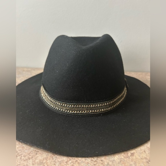 Do Everything in Love 100% wool banded hat NWT - Picture 4 of 6